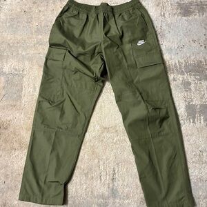 Nike SB Cargo Pants Size Medium